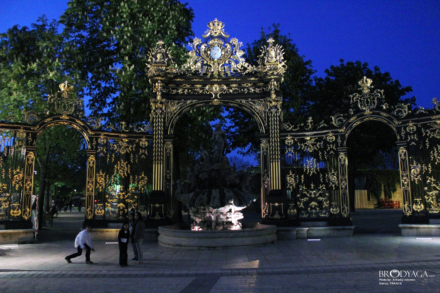 Place Stanislas by night